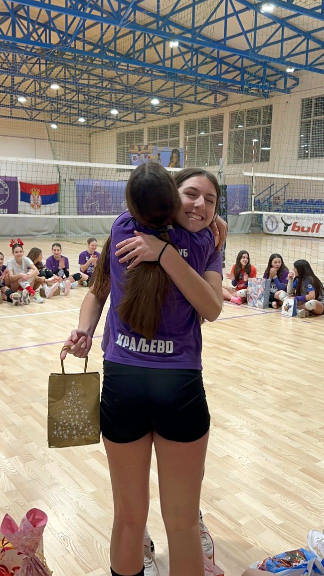 aaaTajni Deda Mraz pionirke 10